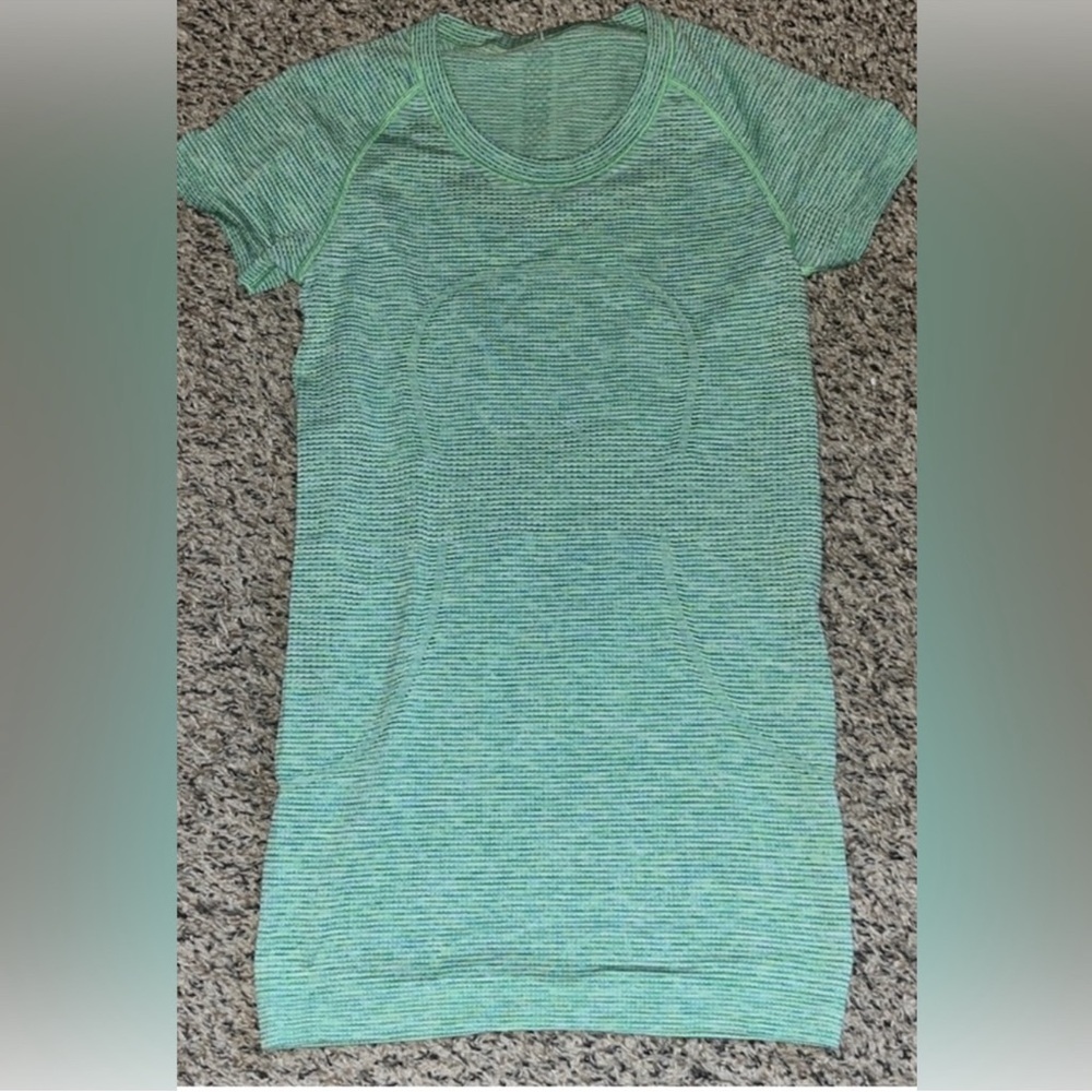 Lululemon Swiftly Tech Short Sleeve Crew